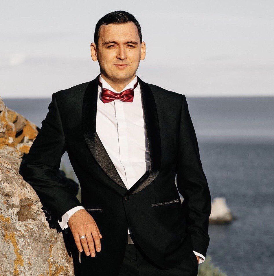 Emil, AML & Crypto Compliance Consultant